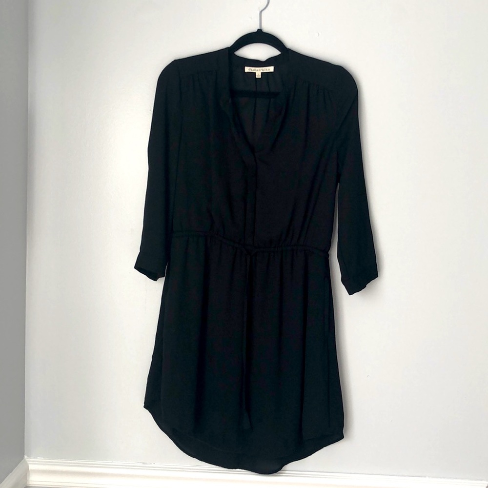 Daniel Rainn black dress with pockets and tie at the waist